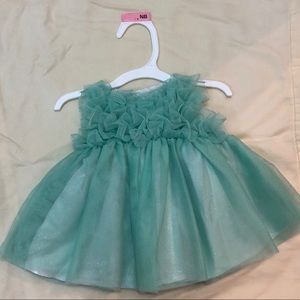 Newborn dress, only worn once. Comes with bloomer